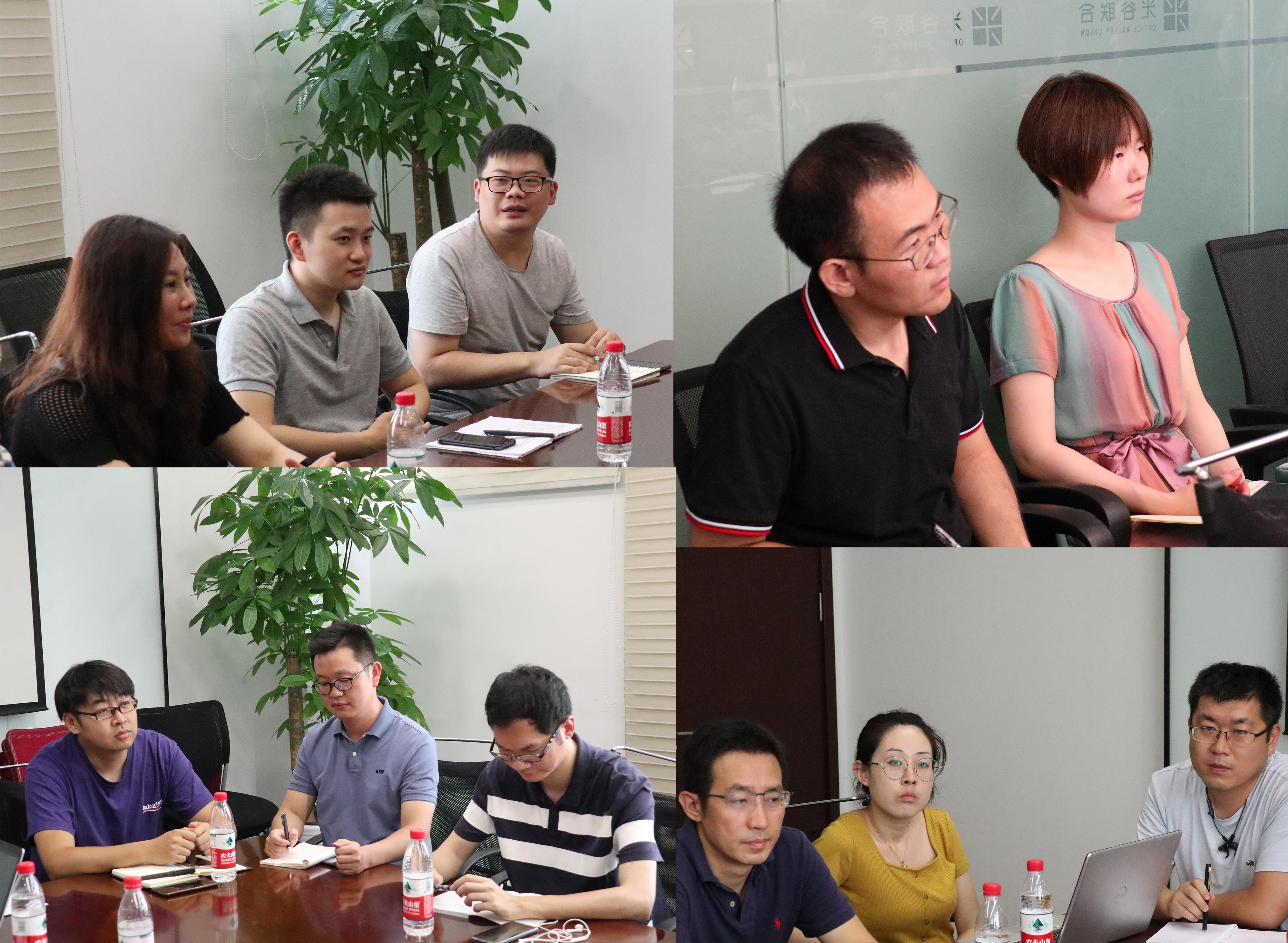 風(fēng)檣動，龜蛇靜，起宏圖！”