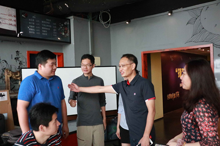 直下江河，不舍晝夜  ——高陽(yáng)捷迅總裁室擴(kuò)大會(huì)議在武漢分中心召開